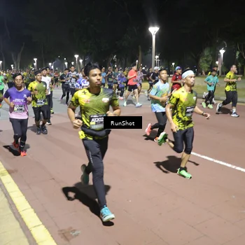 Runner Photo 6514008