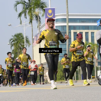 Runner Photo 6514028