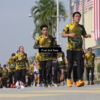 Runner Photo 6514029