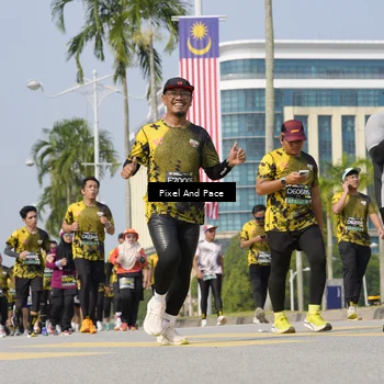 Runner Photo 6514041