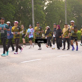 Runner Photo 6514042