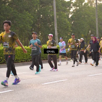 Runner Photo 6514064