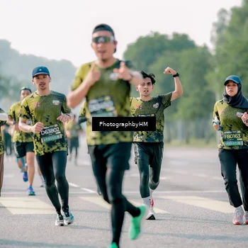 Runner Photo 6514101