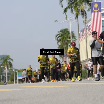 Runner Photo 6514120