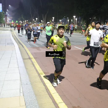 Runner Photo 6514143