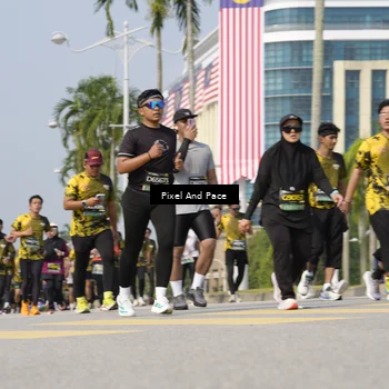 Runner Photo 6514144