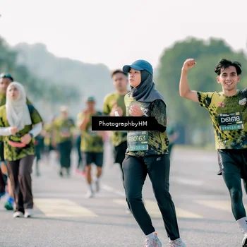 Runner Photo 6514155