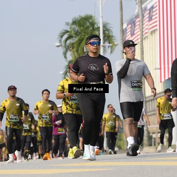 Runner Photo 6514160