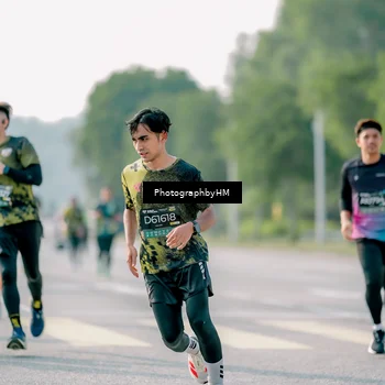 Runner Photo 6514175