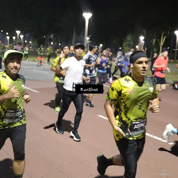 Runner Photo 6514181
