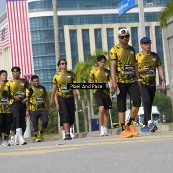 Runner Photo 6514194
