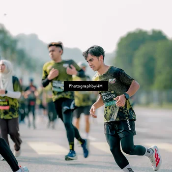 Runner Photo 6514231