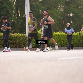 Runner Photo 6514273