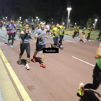Runner Photo 6514312
