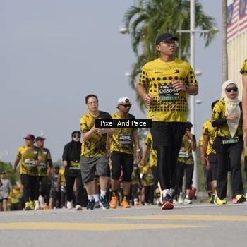 Runner Photo 6514325