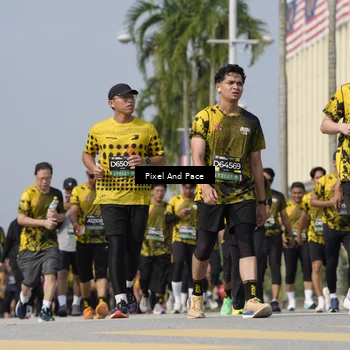 Runner Photo 6514341