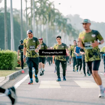 Runner Photo 6514359