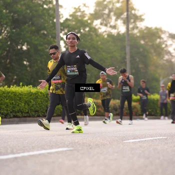 Runner Photo 6514372