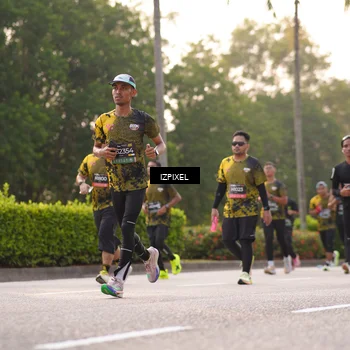 Runner Photo 6514377