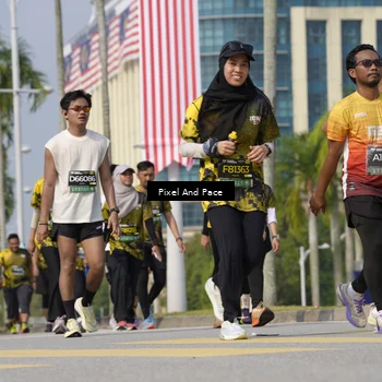 Runner Photo 6514385