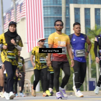 Runner Photo 6514393