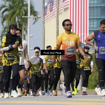 Runner Photo 6514419