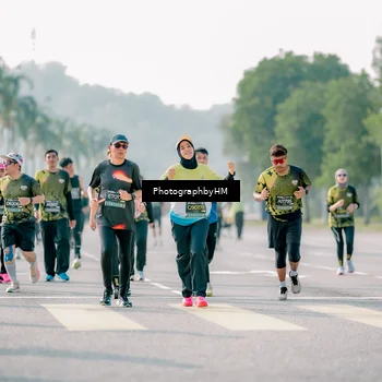 Runner Photo 6514440
