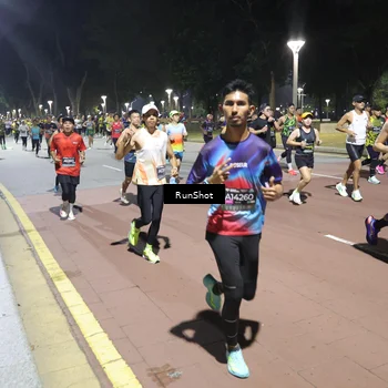 Runner Photo 6514457