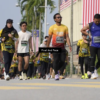 Runner Photo 6514463