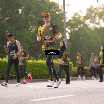 Runner Photo 6514472