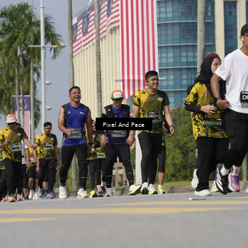 Runner Photo 6514479