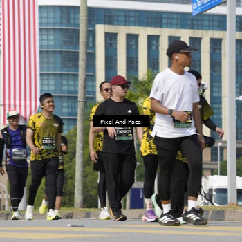 Runner Photo 6514499
