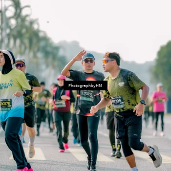 Runner Photo 6514583
