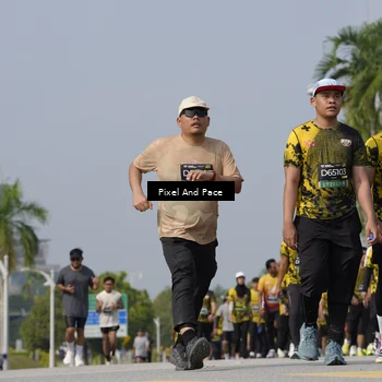 Runner Photo 6514589