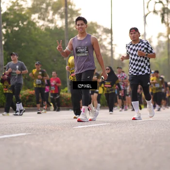 Runner Photo 6514656