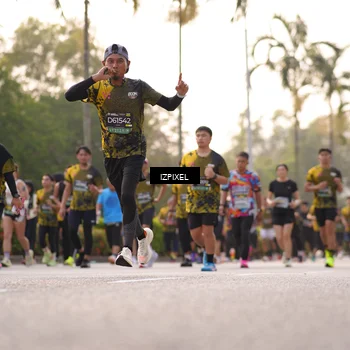 Runner Photo 6514710