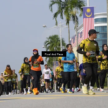 Runner Photo 6514715