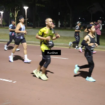 Runner Photo 6514735