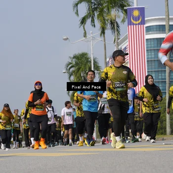 Runner Photo 6514744