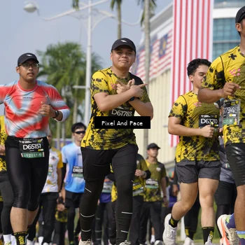 Runner Photo 6514750