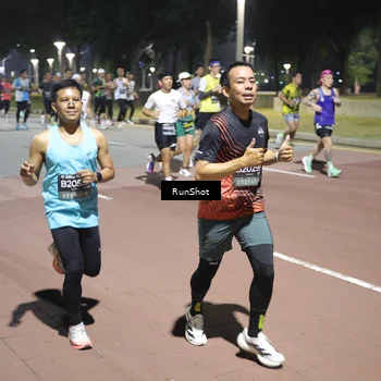 Runner Photo 6514775