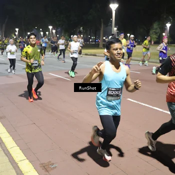 Runner Photo 6514794