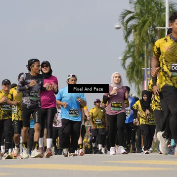 Runner Photo 6514847