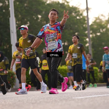 Runner Photo 6514900