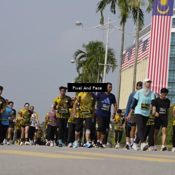 Runner Photo 6514922