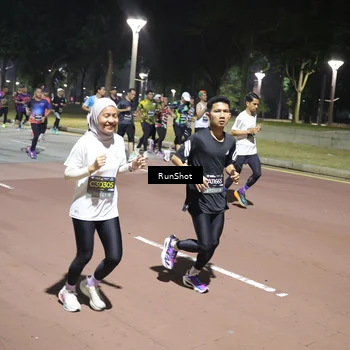 Runner Photo 6514953
