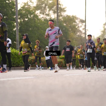 Runner Photo 6515024