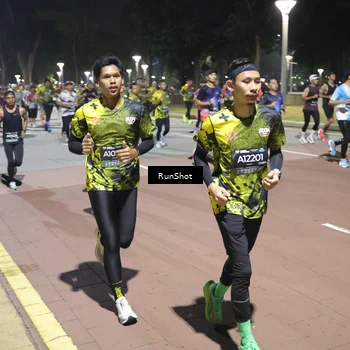 Runner Photo 6515037