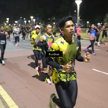 Runner Photo 6515046