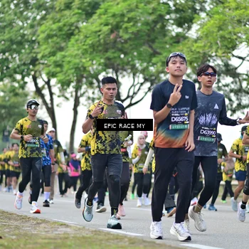 Runner Photo 6515054